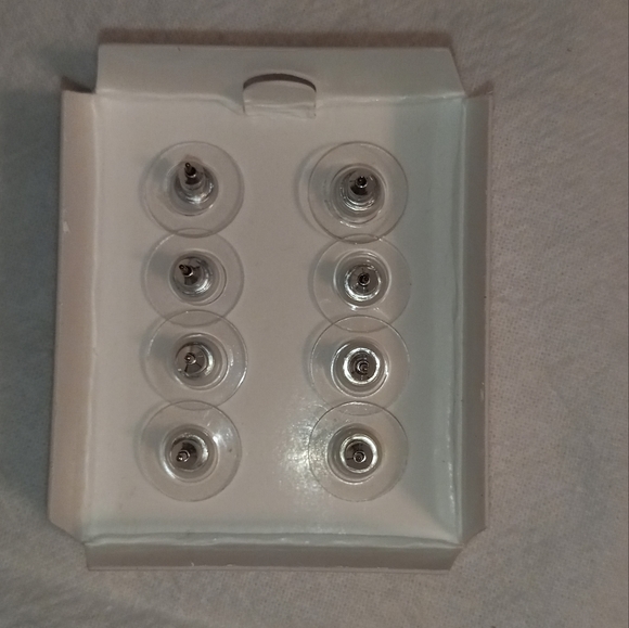 Sterling Silver Heart and Crystal Stud - Picture 5 of 6